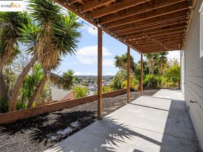 9949 Lawlor St, Oakland CA 94605