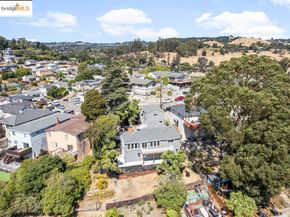 9949 Lawlor St, Oakland CA 94605