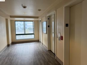 989 Webster St 453, Oakland CA 94607