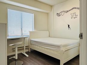 989 Webster St 453, Oakland CA 94607