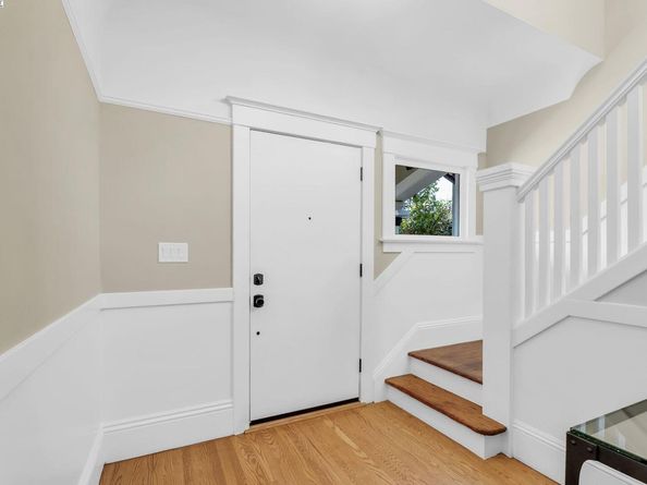 5914 Martin Luther King Jr Way, Oakland CA 94609