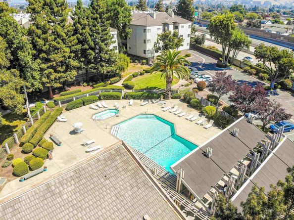 1280 Stanhope Ln 343, Hayward CA 94545