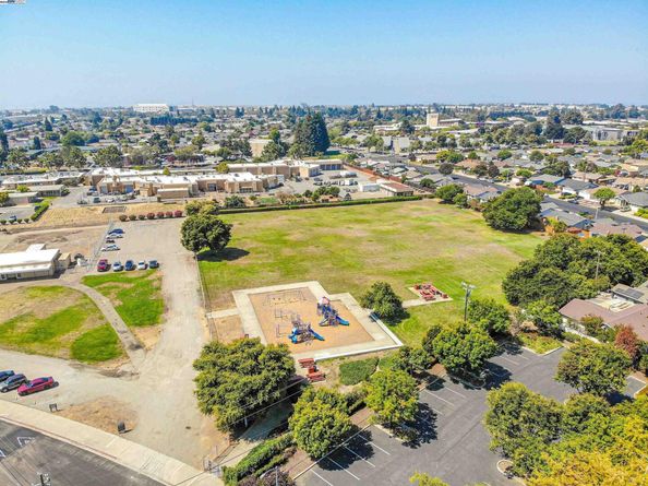 1280 Stanhope Ln 343, Hayward CA 94545
