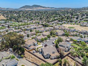 121 St Nazaire Ct, Martinez CA 94553