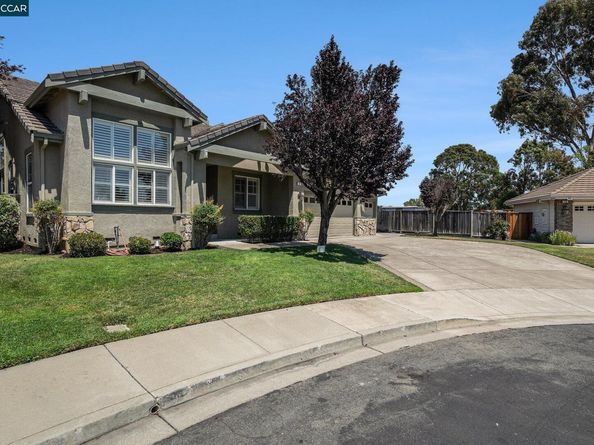 121 St Nazaire Ct, Martinez CA 94553