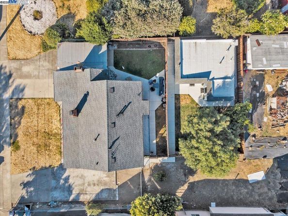 2140 W Avenue 134Th, San Leandro CA 94577