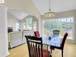 7075 Elverton Dr, Oakland CA 94611