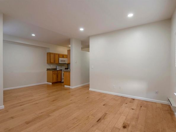 59 Marina Lakes Dr, Richmond CA 94804