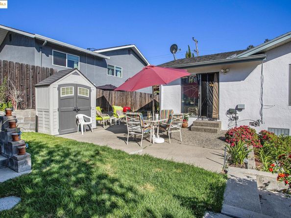 836 Hawthorne Dr, Rodeo CA 94572