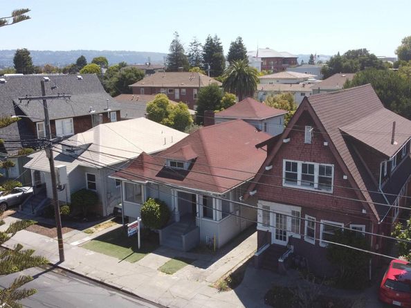 1424 Walnut St, Alameda CA 94501