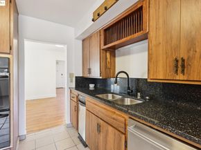 1822 40Th Ave, Oakland CA 94601