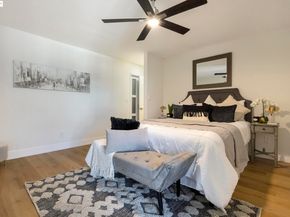 2 Anchor F497, Emeryville CA 94608