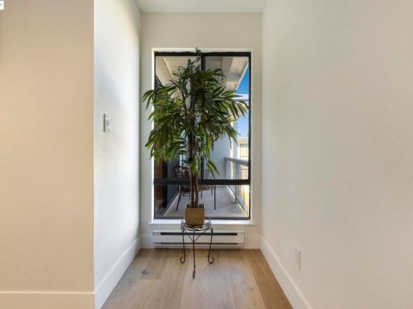 2 Anchor F497, Emeryville CA 94608