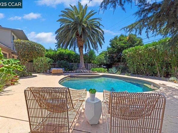 1759 Crescent Dr, Walnut Creek CA 94598