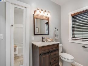 1621 D St, Hayward CA 94541