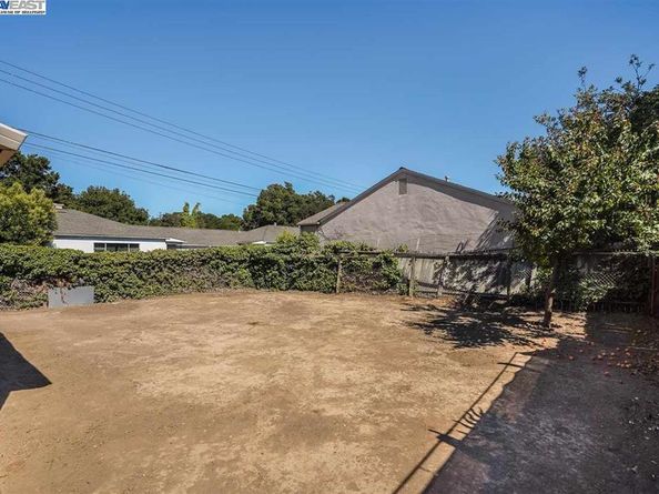 1621 D St, Hayward CA 94541