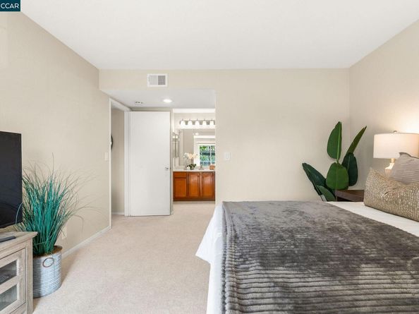 635 Canyon Oaks Dr A, Oakland CA 94605