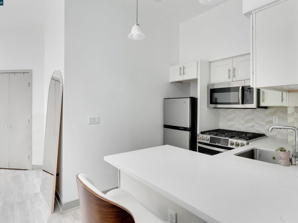 410 Webster St 5, Oakland CA 94607