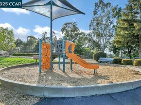 415 Orchard View Ave, Martinez CA 94553