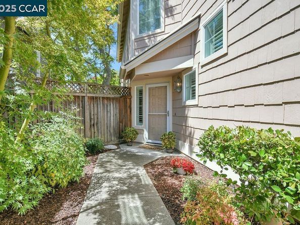 415 Orchard View Ave, Martinez CA 94553