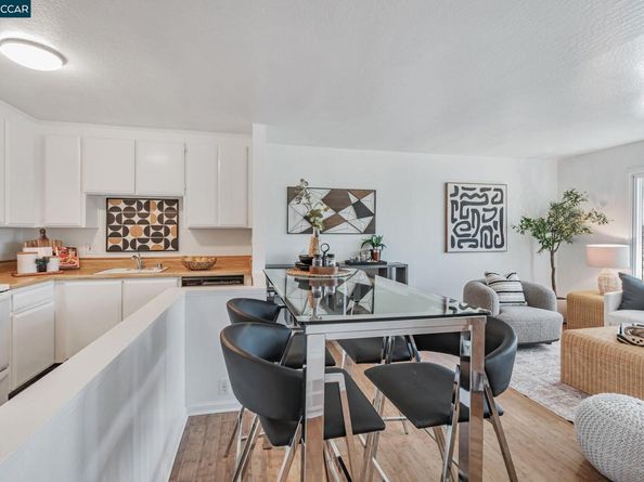 455 Crescent St 207, Oakland CA 94610