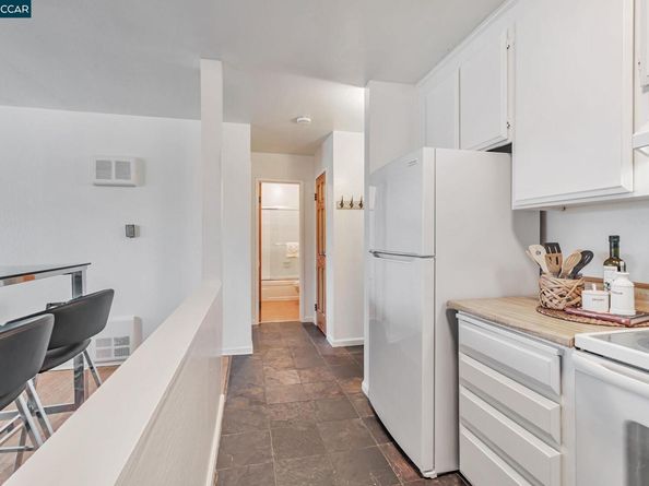 455 Crescent St 207, Oakland CA 94610