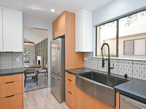 5261 Springdale Ave, Pleasanton CA 94566
