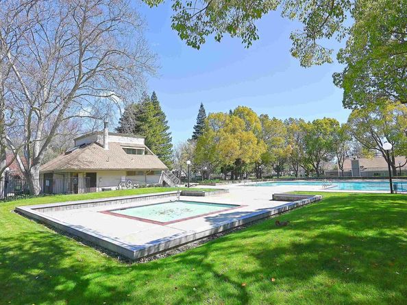 5261 Springdale Ave, Pleasanton CA 94566