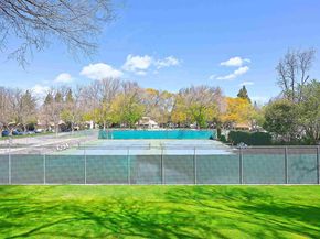 5261 Springdale Ave, Pleasanton CA 94566