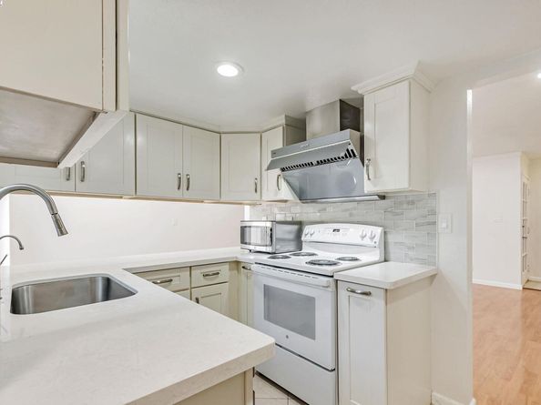21091 Red Fir Ct, Cupertino CA 95014