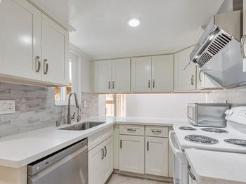 21091 Red Fir Ct