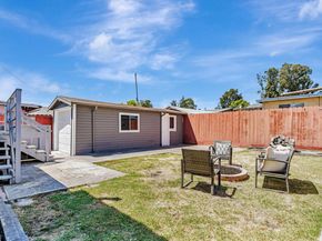 2827 Bartlett St, Oakland CA 94602