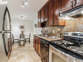 375 Jayne Avenue 106, Oakland CA 94610