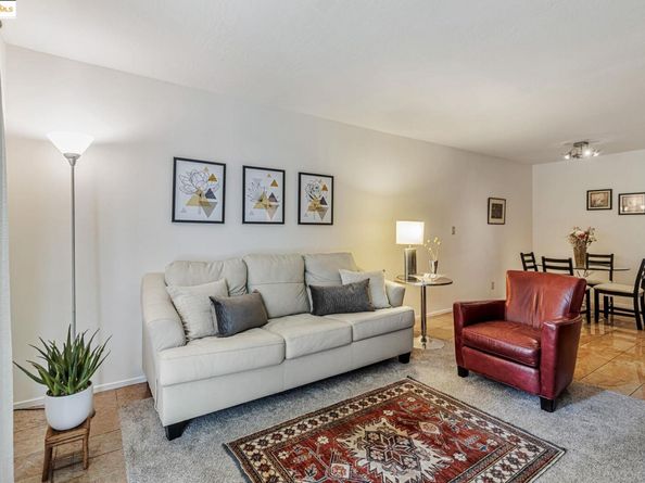 375 Jayne Avenue 106, Oakland CA 94610