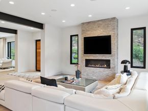 3 West Cir, Oakland CA 94611