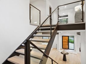3 West Cir, Oakland CA 94611