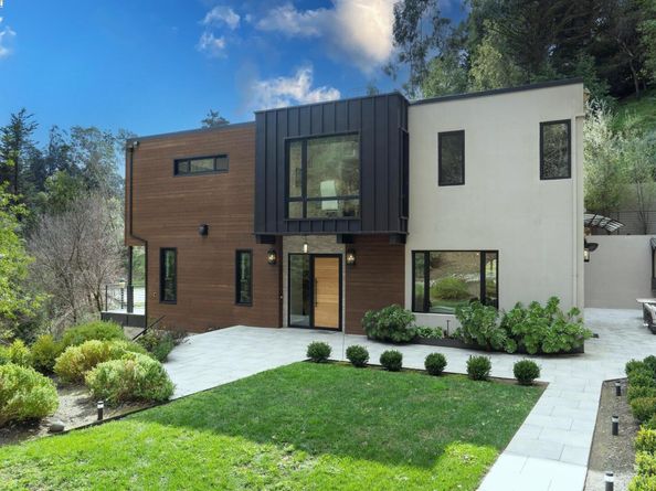 3 West Cir, Oakland CA 94611