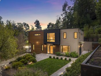 3 West Cir