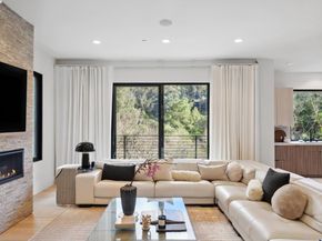 3 West Cir, Oakland CA 94611
