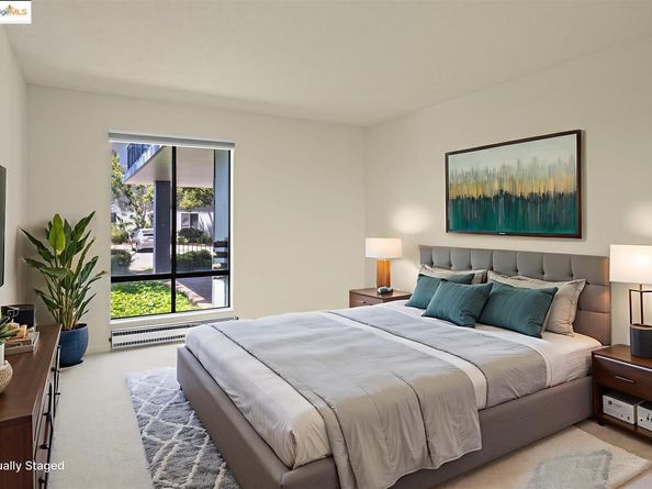2 Commodore DR D171, Emeryville CA 94608