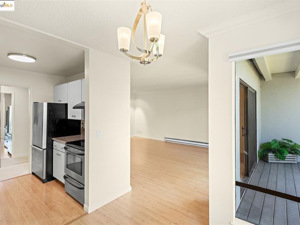 2 Commodore DR D171, Emeryville CA 94608