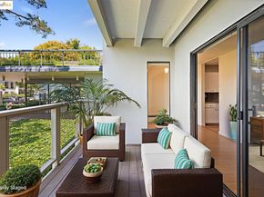 2 Commodore DR D171, Emeryville CA 94608