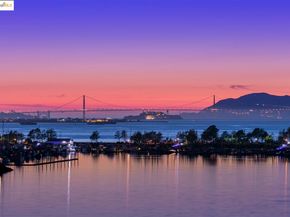 2 Commodore DR D171, Emeryville CA 94608