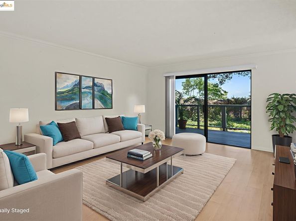 2 Commodore DR D171, Emeryville CA 94608