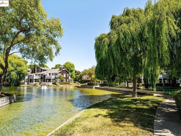 92 Marina Lakes DR, Richmond CA 94804