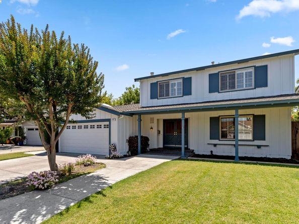 1927 Foxswallow Cir, Pleasanton CA 94566