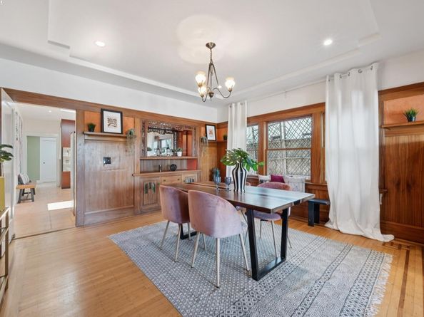 5308 Bryant Avenue, Oakland CA 94618