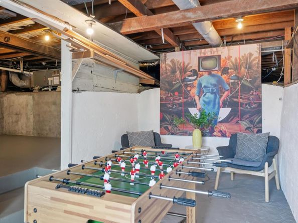 5308 Bryant Avenue, Oakland CA 94618