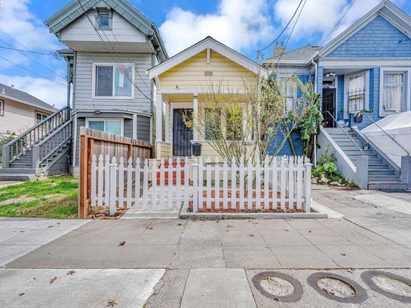 1540 16th Ave, Oakland CA 94606