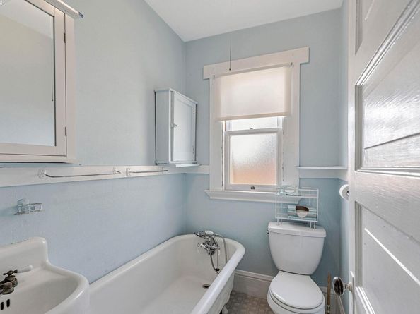 1540 16th Ave, Oakland CA 94606